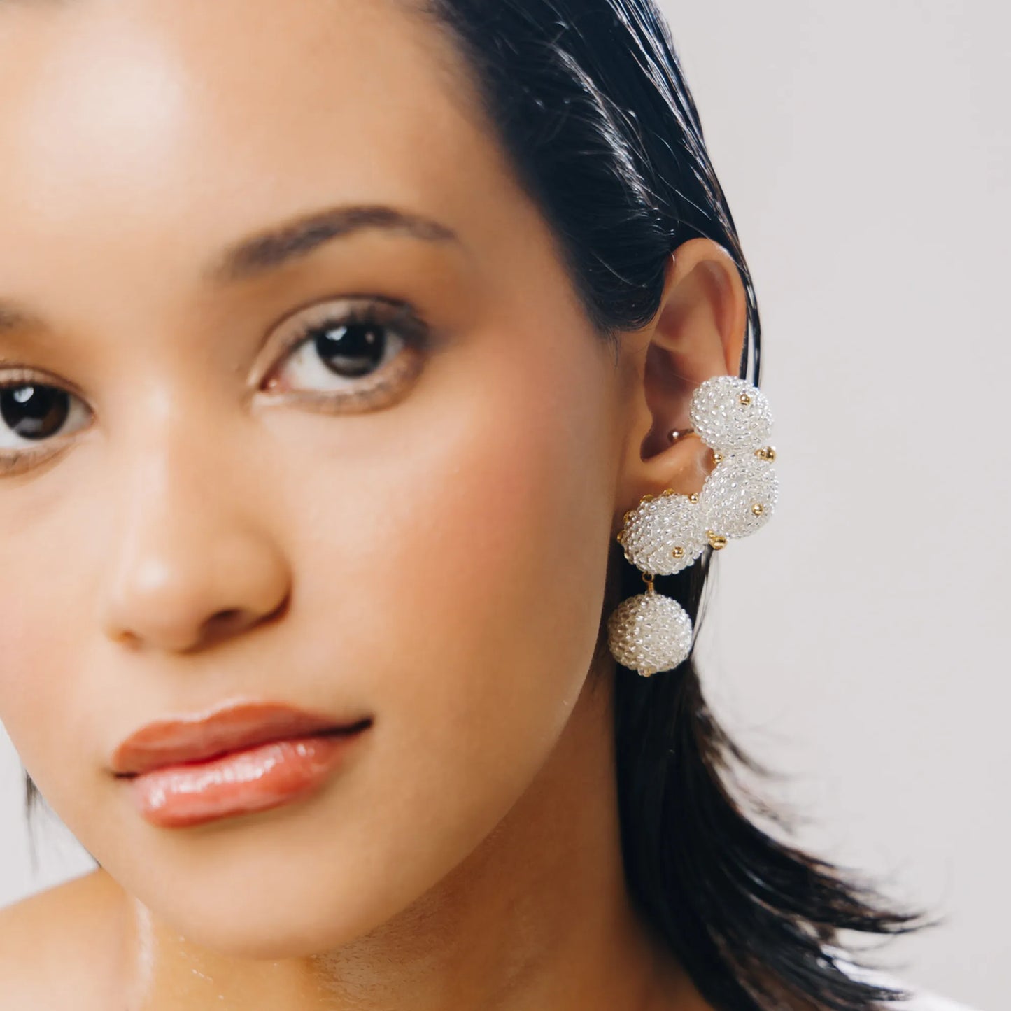 NOVA EARCUFFS & EARRINGS WHITE